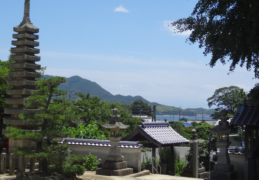 光明坊境内より海を臨む（生口島） イメージ